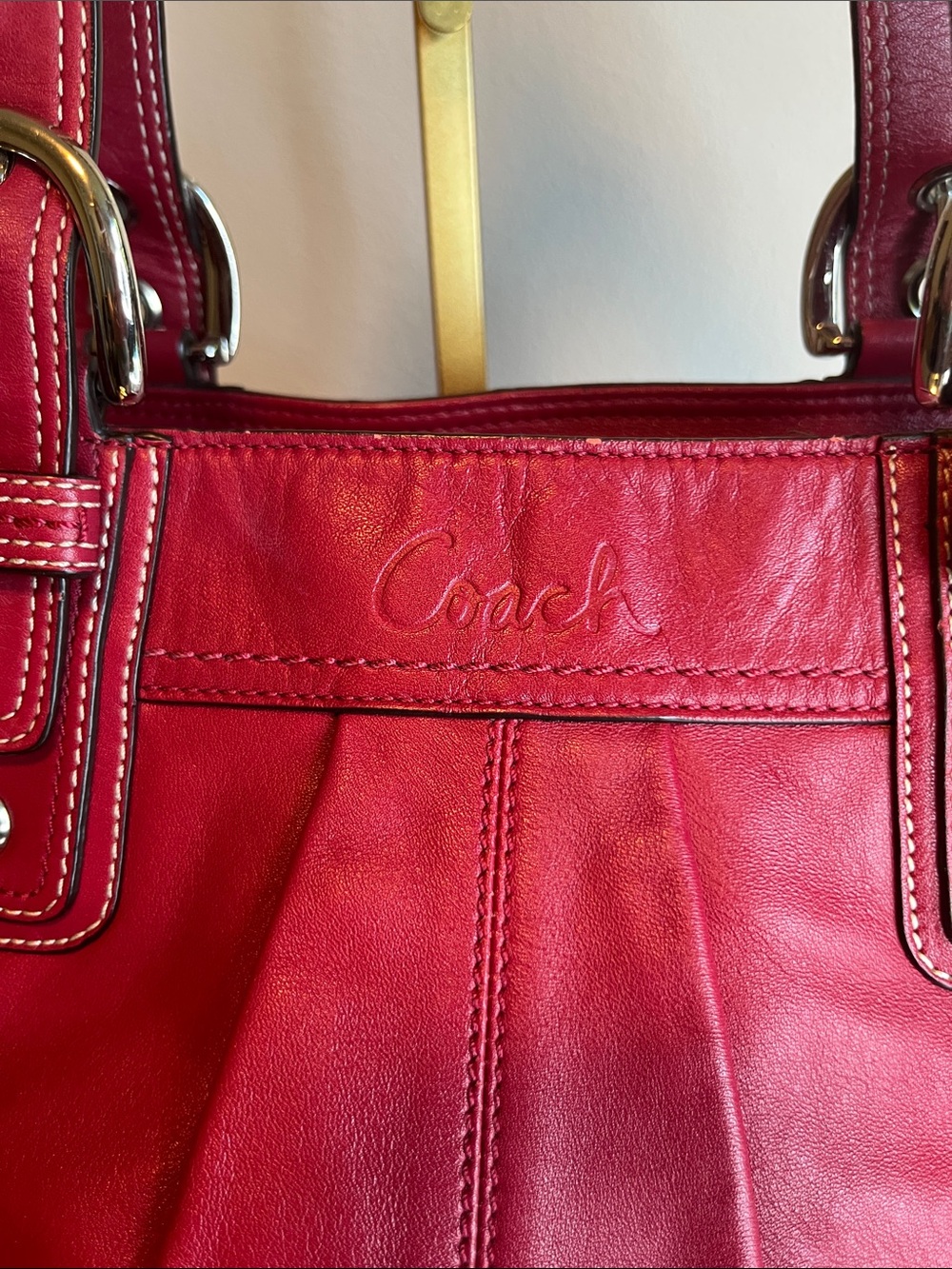 EUC Vintage Coach SoHo Red Leather Shoulder Bag - Picture 3 of 12